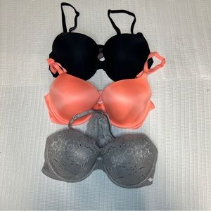 Bundle of 3 Victoria’s Secret Bra. 36C.